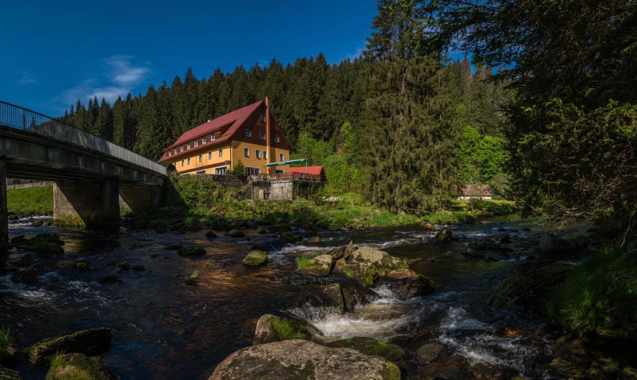 Chata Cenkovka Srní Esterno foto